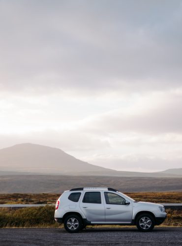 road-trip-through-iceland_t20_lW8K8Q